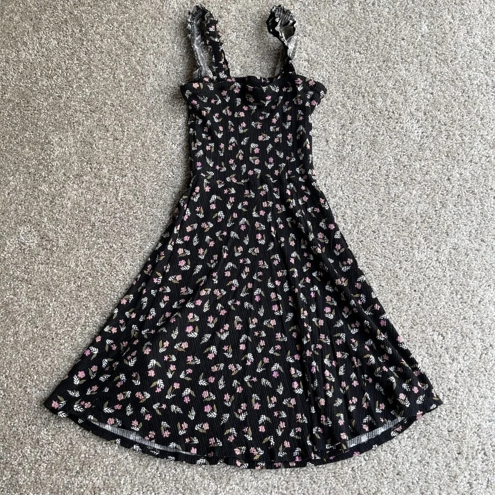 Billabong Dress Womens S Black Floral Square Neck Knit Sundress Fit & Flare